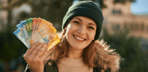 Canadian Dollar Edges Higher Ahead of Retail Sales Data